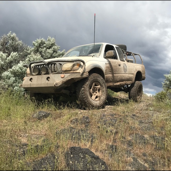 Meet your Posher, Sara from the Sticks. - Picture 3 of 3